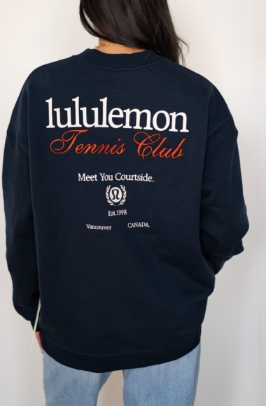 REFOUND Lululemon Tennis Club Crewneck NWT — SIZE M