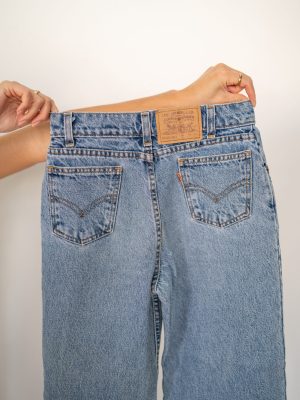 REFOUND Vintage Orange Tab Levi’s Jeans Dark — SIZE 00