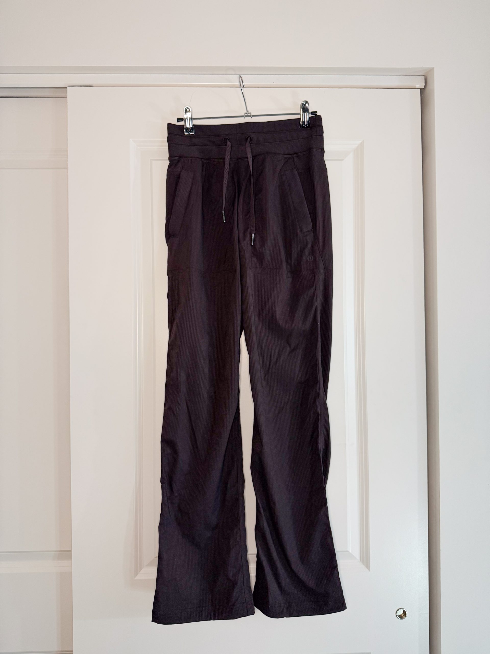 REFOUND Lululemon Dance Studio Pant SIZE 2 - Image 2