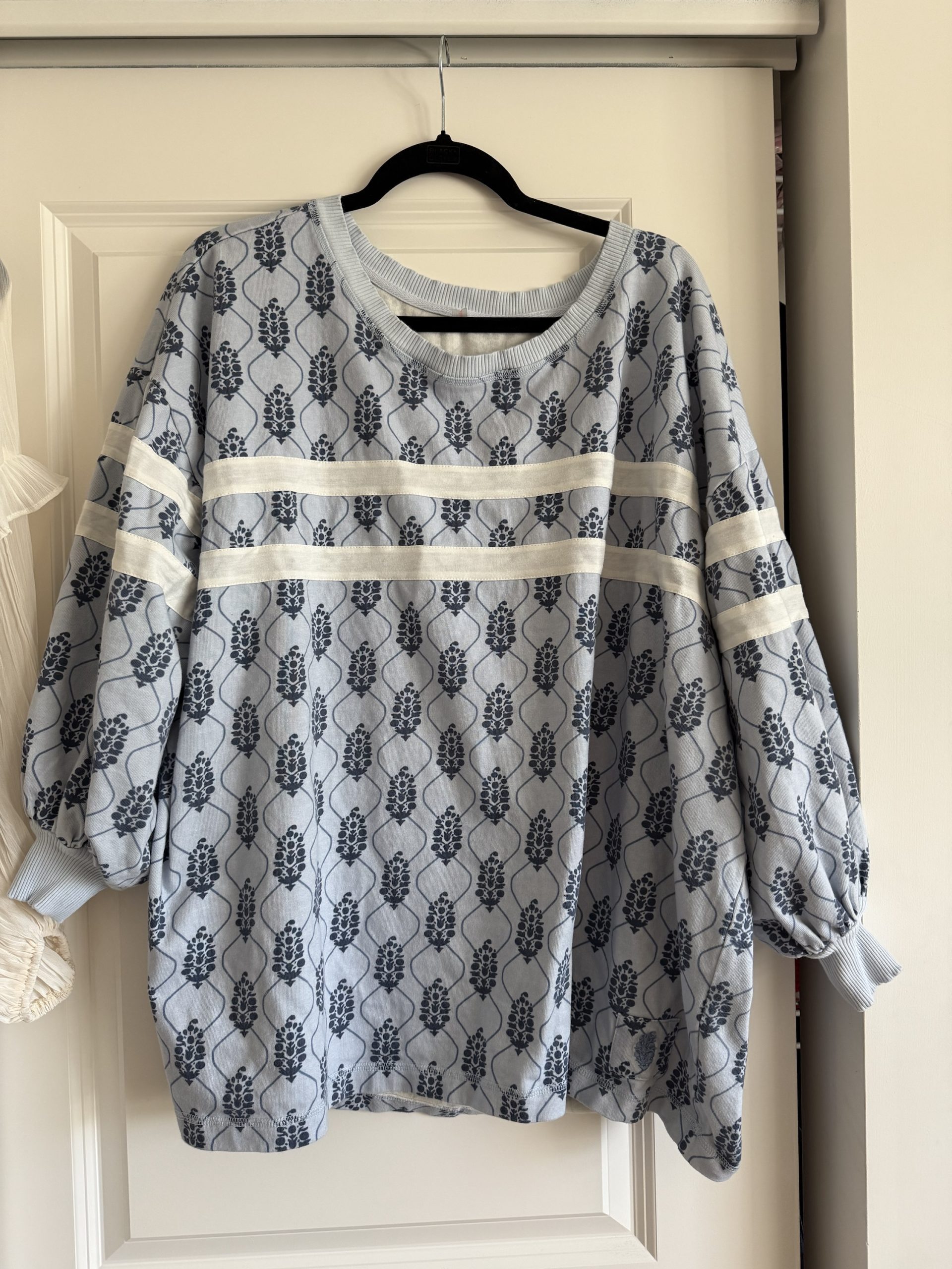 REFOUND Free people varsity crewneck SIZE M - Image 2