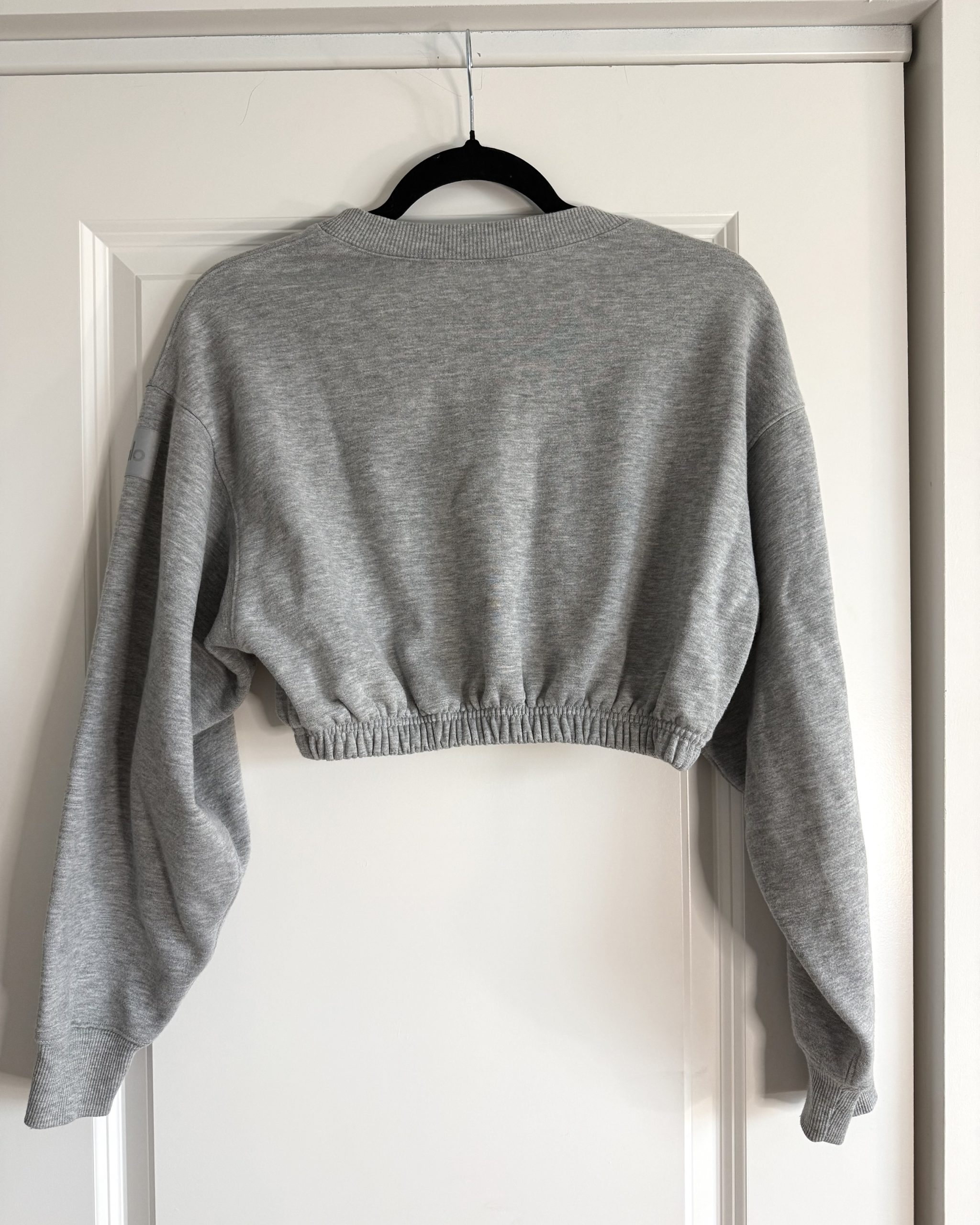 REFOUND ALO Yoga Cropped Sweatshirt SIZE XS - Image 4
